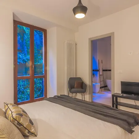Blu Lake Apartment *