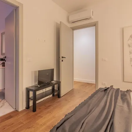 Blu Lake Apartment